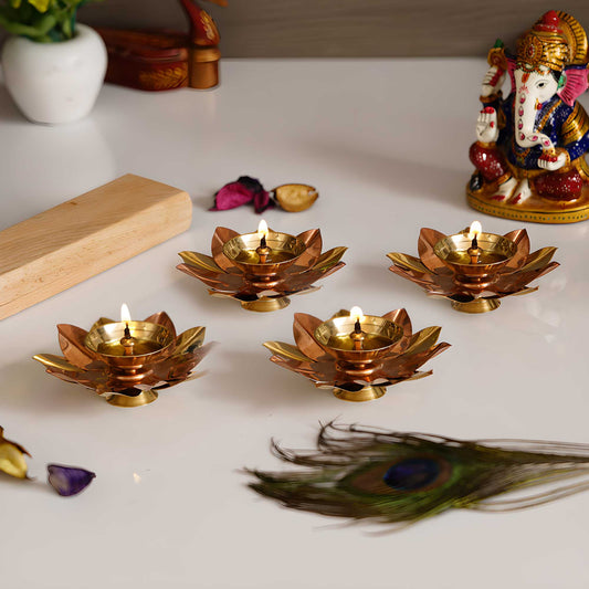 Set of 4 Floral Shape Metal Diya