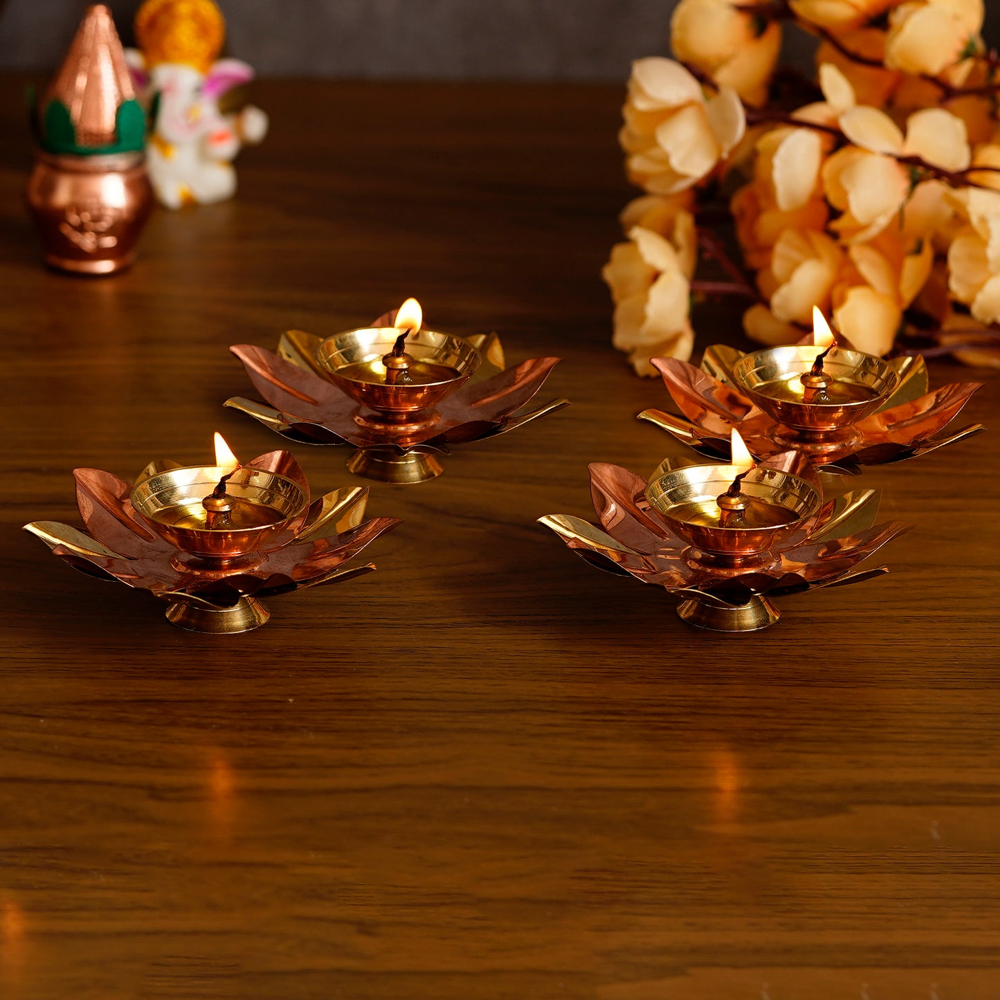 Set of 4 Floral Shape Metal Diya